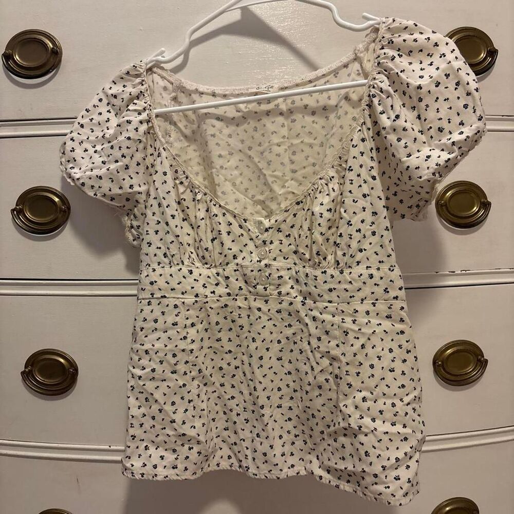 Brandy-melville Women's White and Cream Blouse